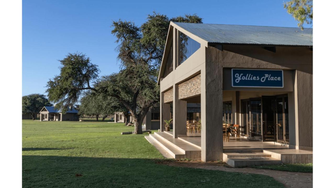 Sandune Game Lodge Gobabis Exteriör bild