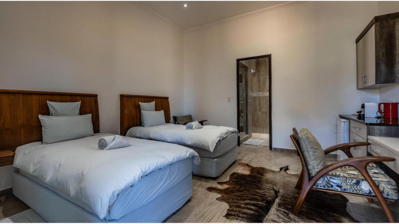 Sandune Game Lodge Gobabis Exteriör bild