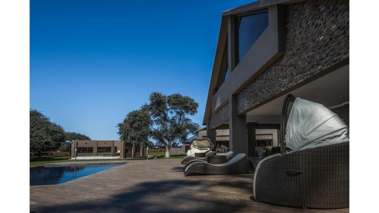 Sandune Game Lodge Gobabis Exteriör bild